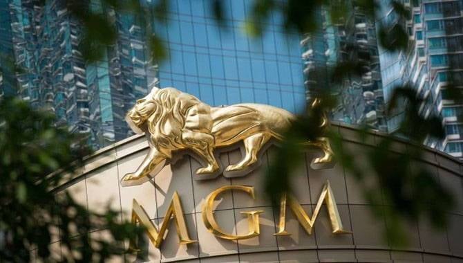 MGM lion